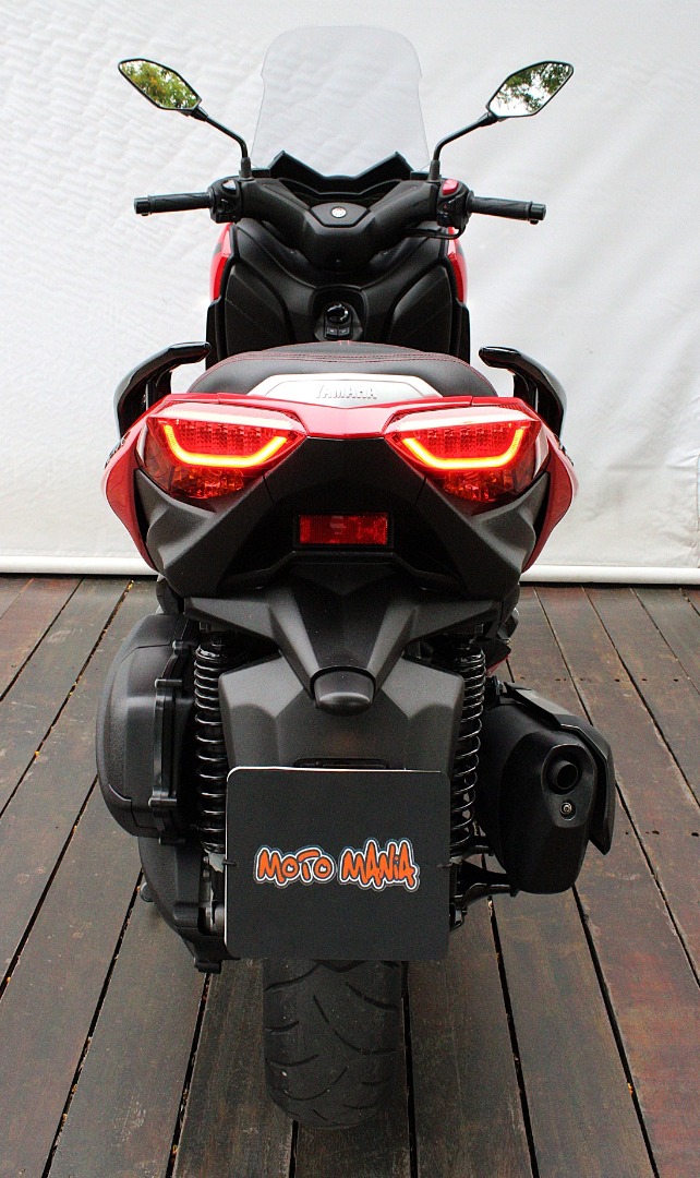 YAMAHA XMAX ABS