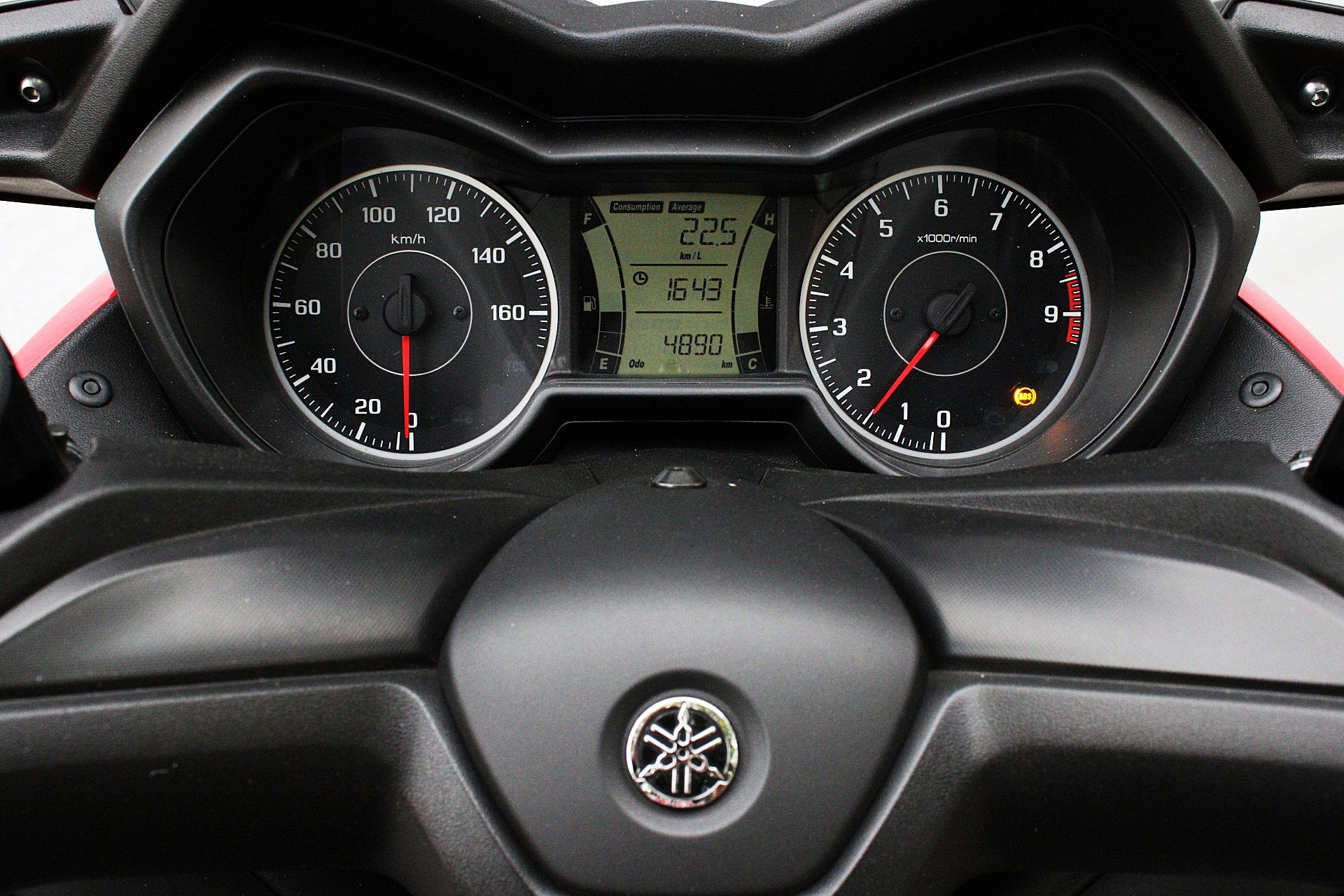 YAMAHA XMAX ABS