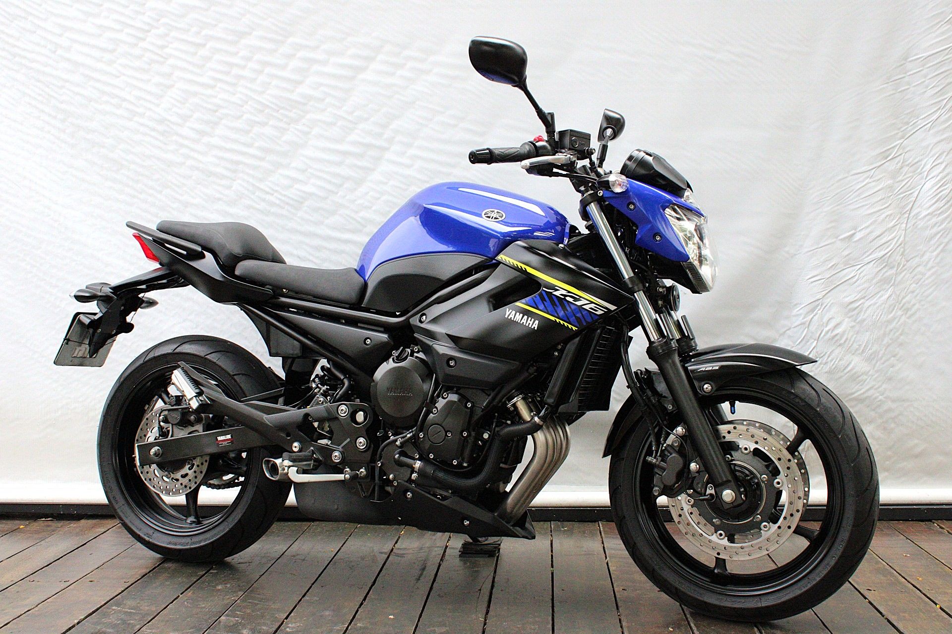 YAMAHA XJ6 N ABS