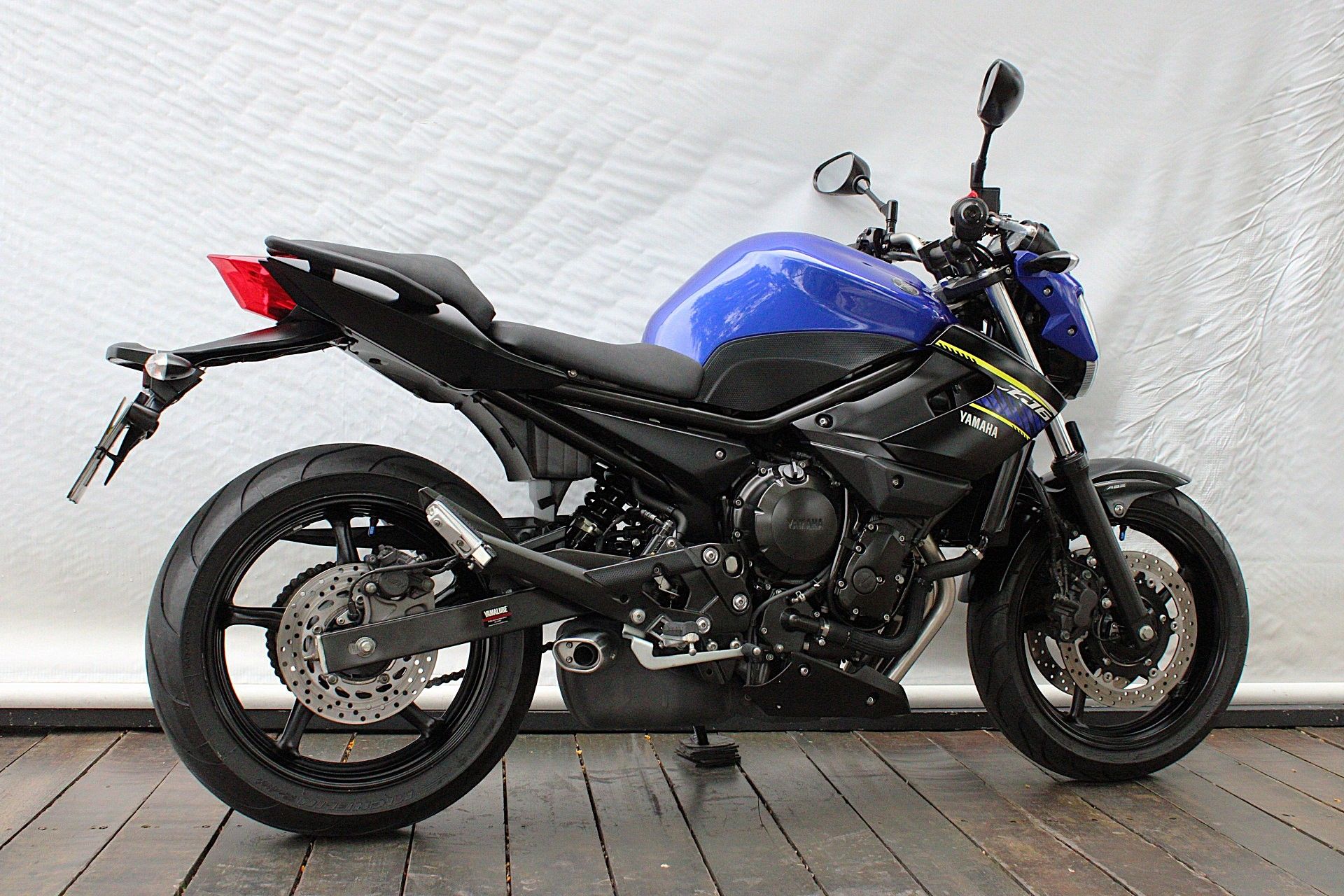 YAMAHA XJ6 N ABS