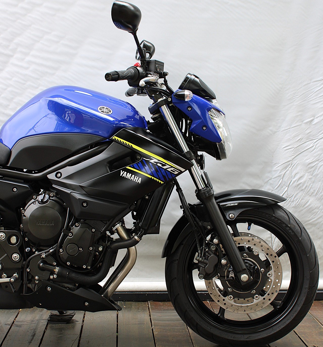 YAMAHA XJ6 N ABS