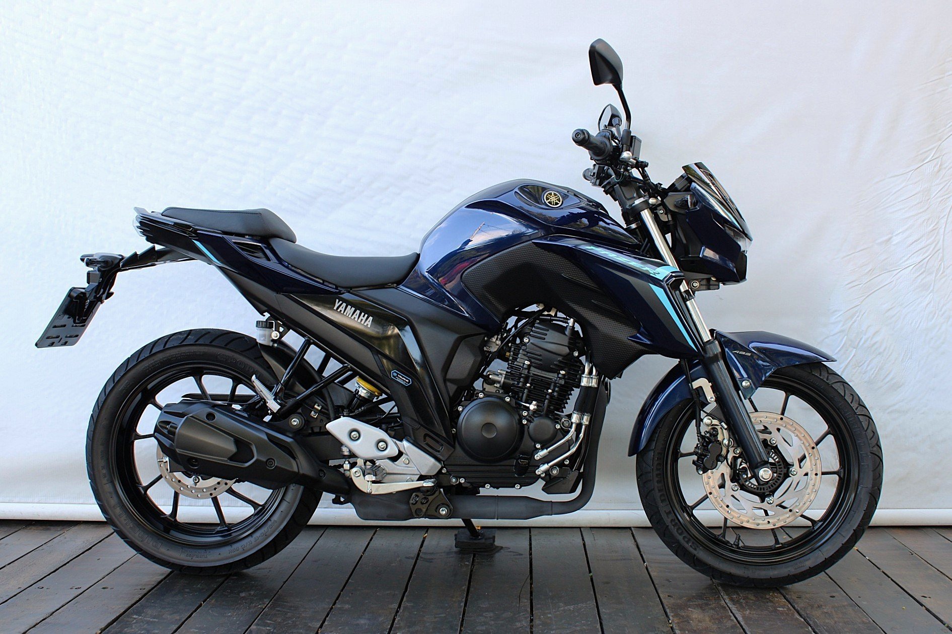YAMAHA FZ25 FAZER CONNECTED ABS