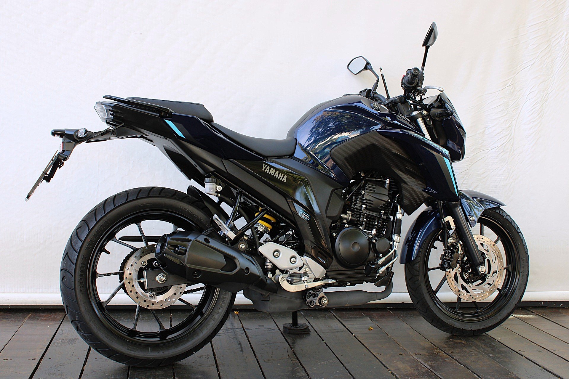 YAMAHA FZ25 FAZER CONNECTED ABS