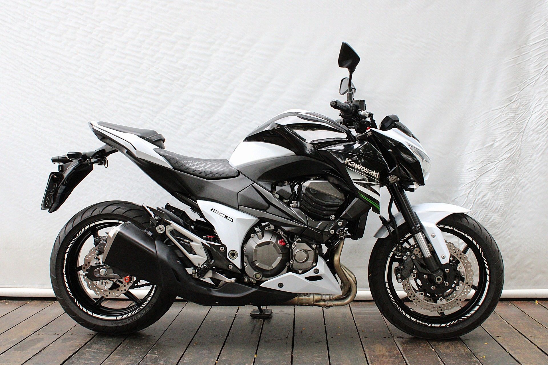 KAWASAKI Z800