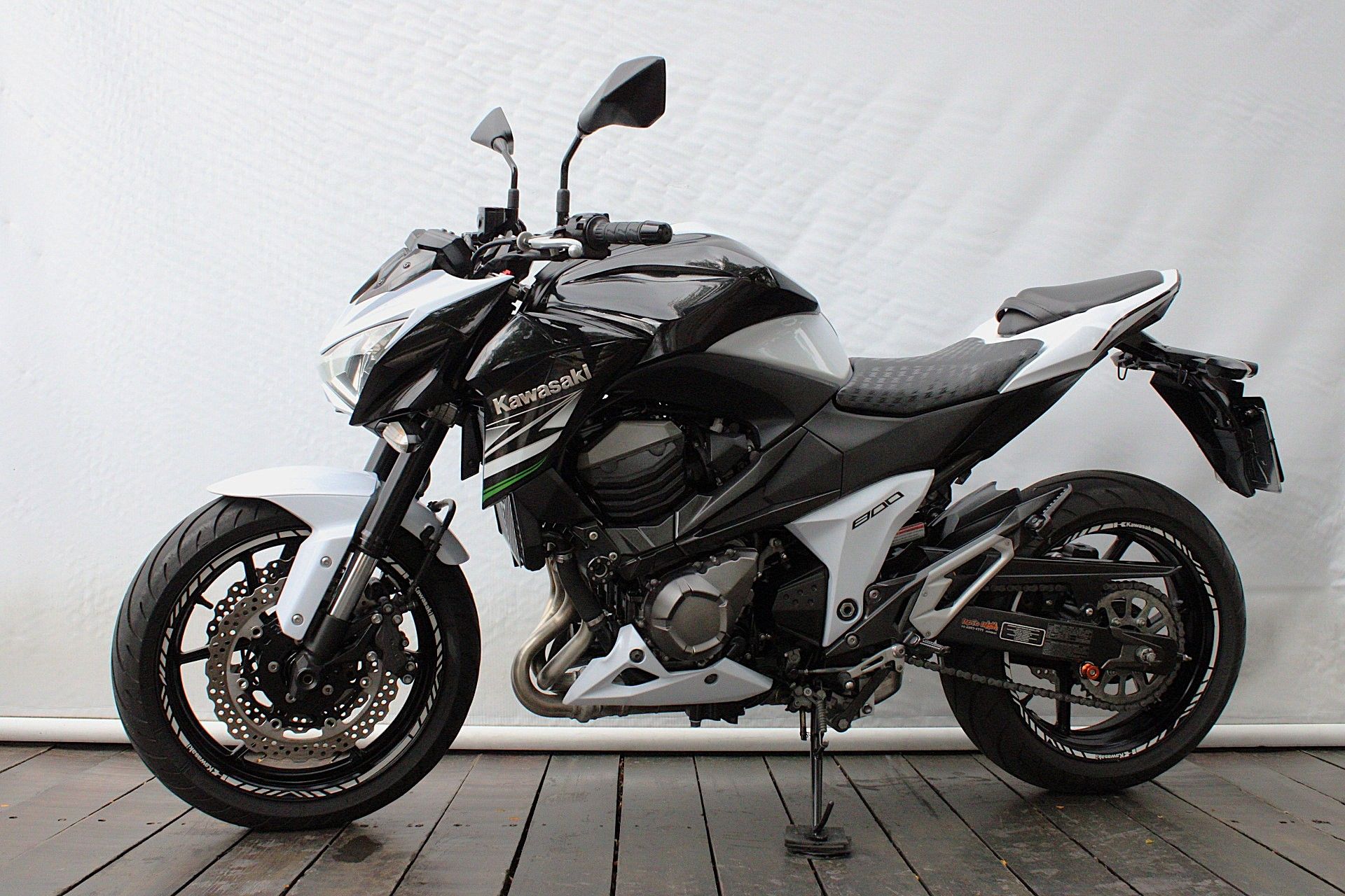 KAWASAKI Z800