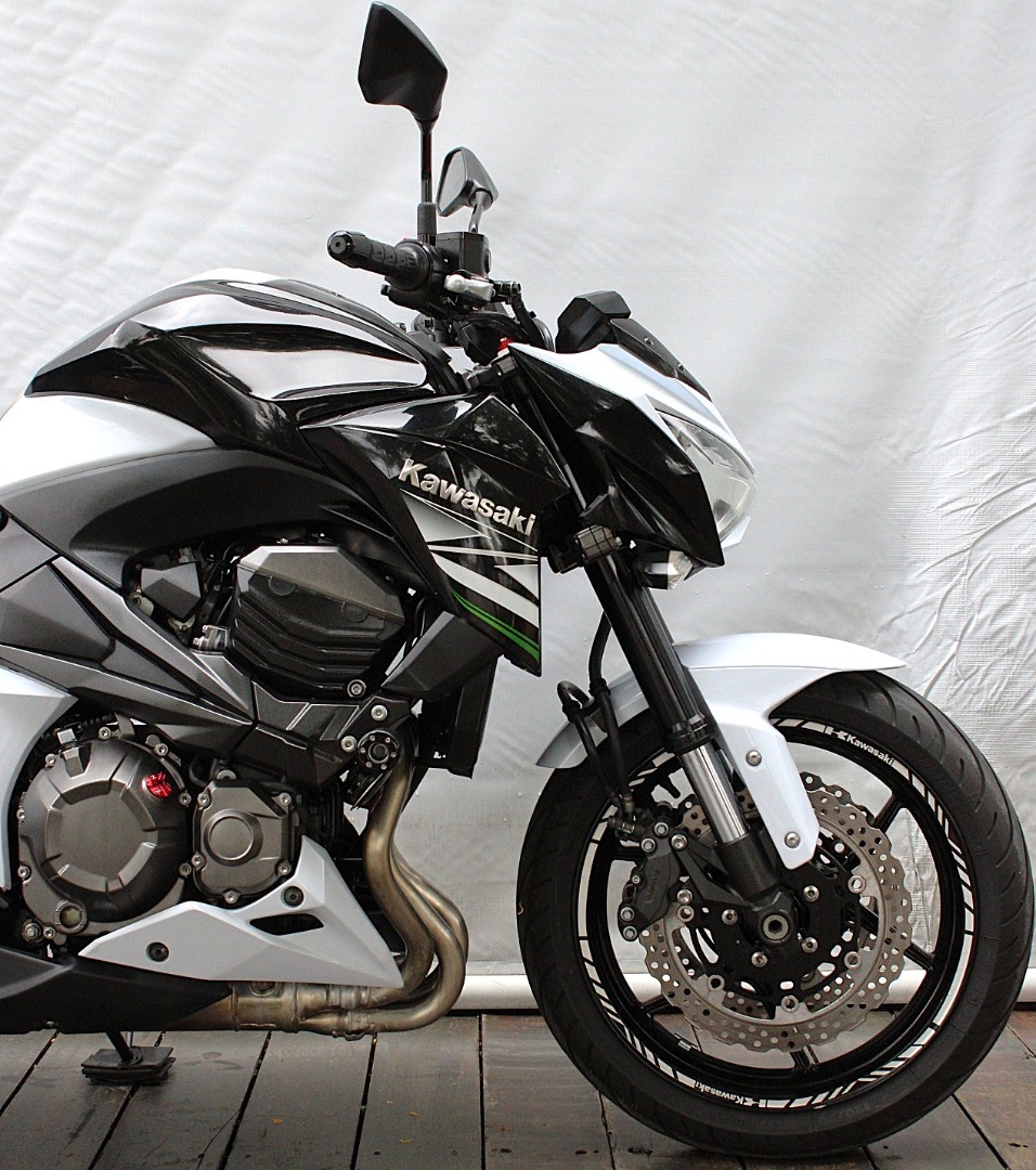 KAWASAKI Z800