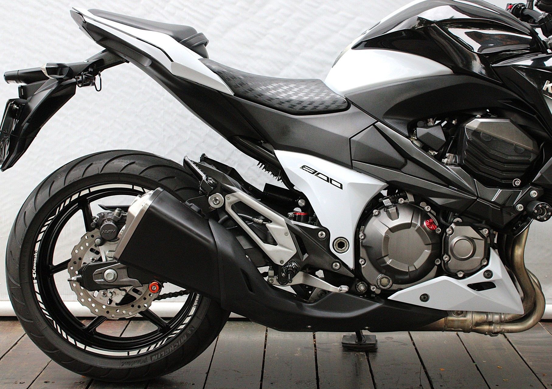 KAWASAKI Z800