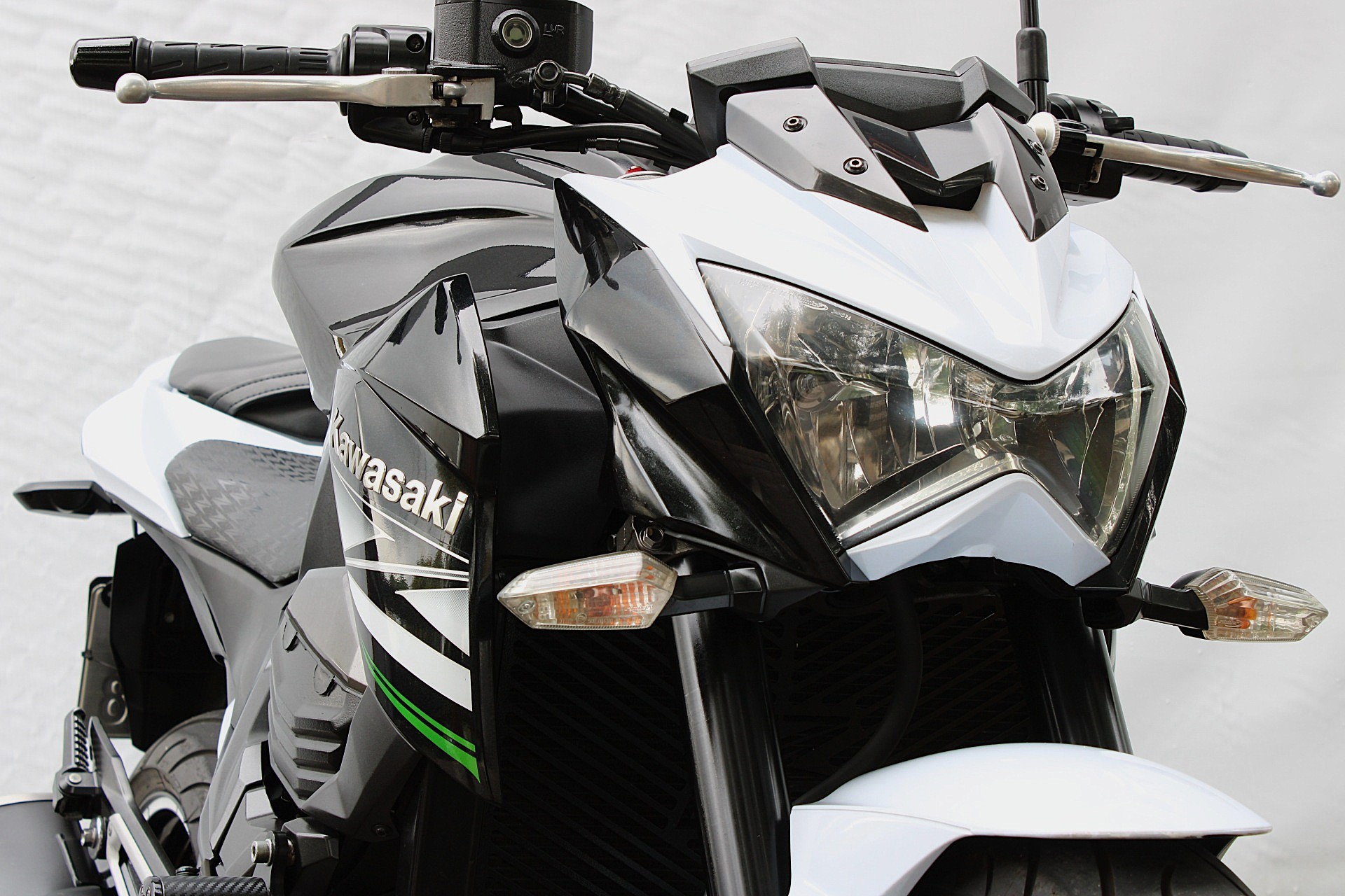 KAWASAKI Z800