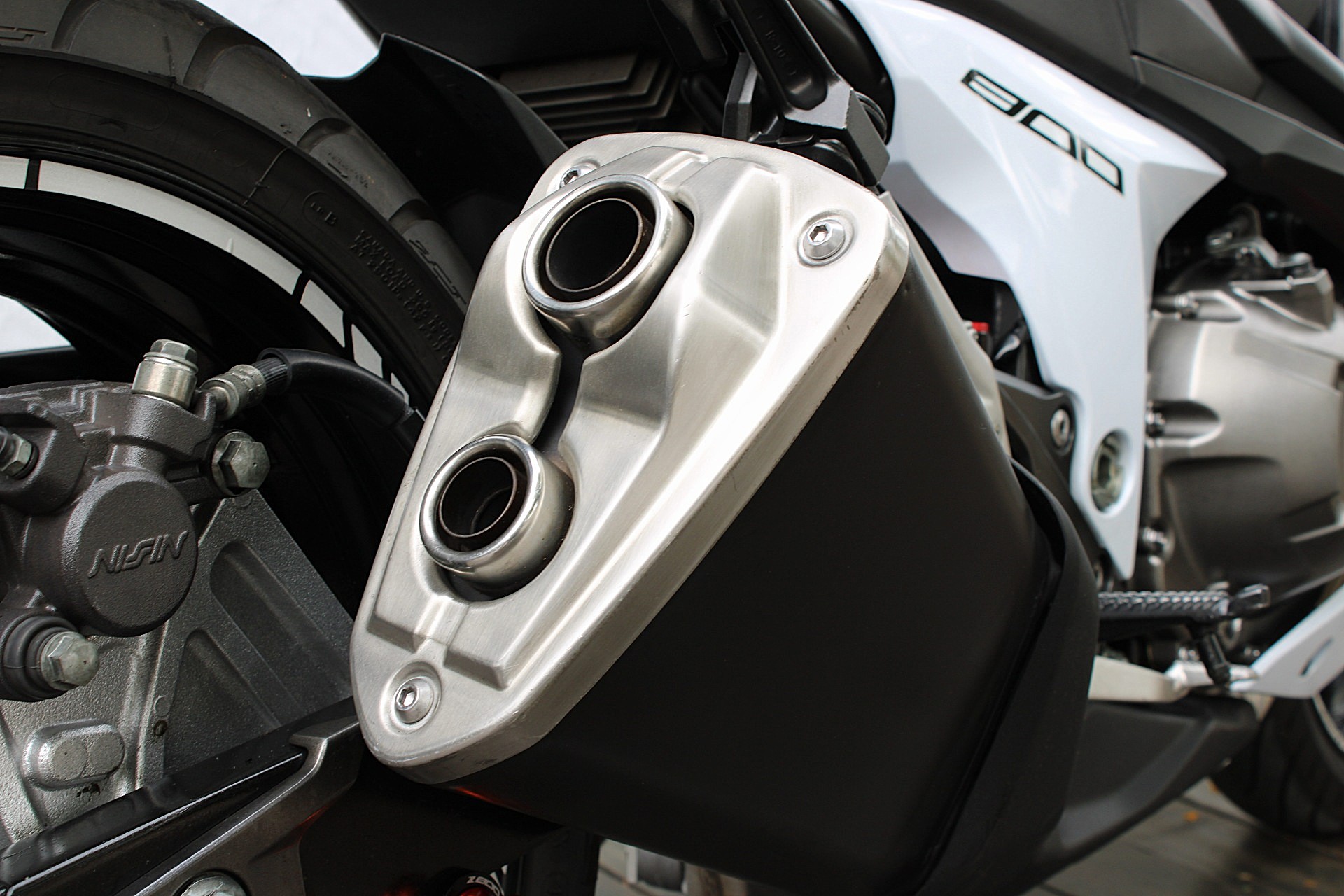 KAWASAKI Z800