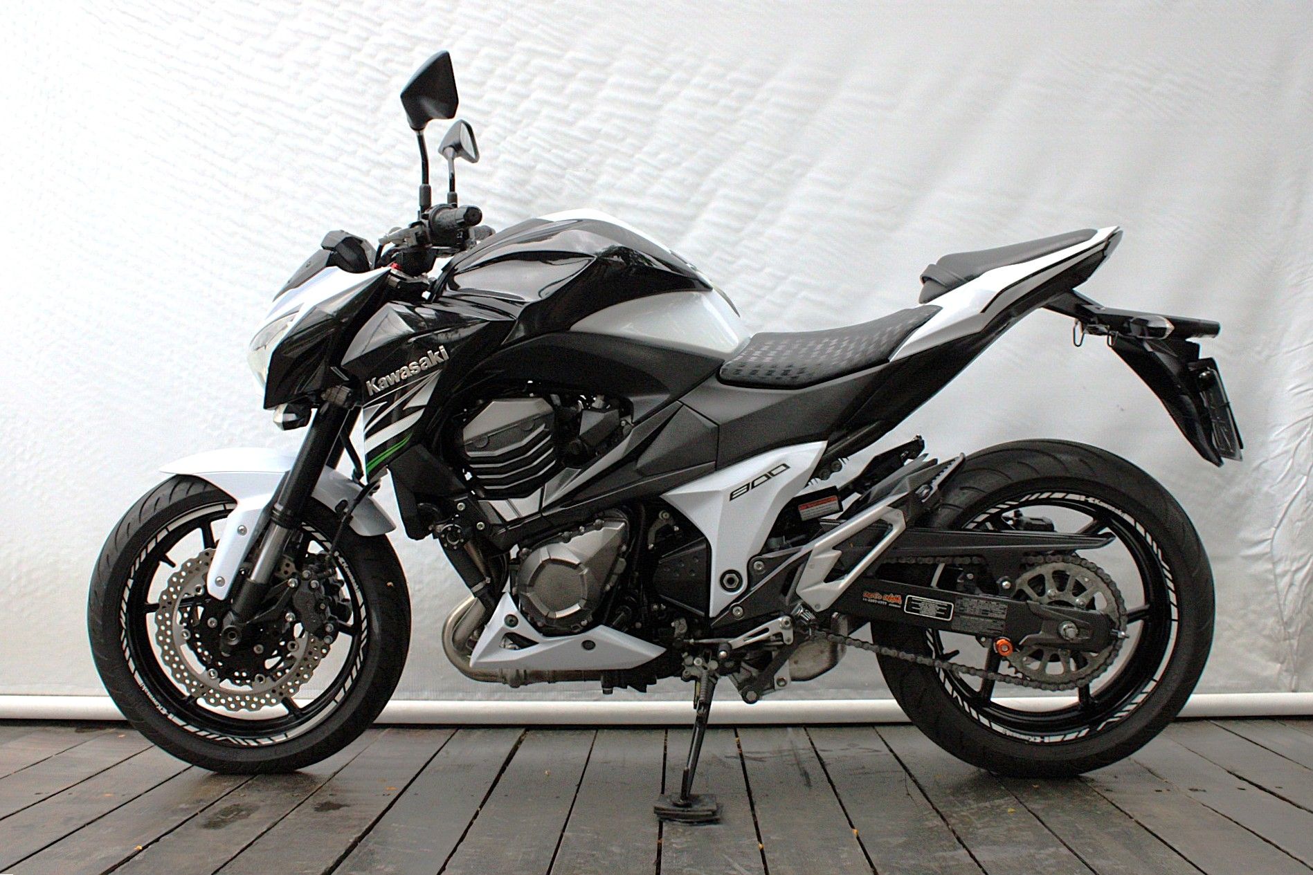 KAWASAKI Z800