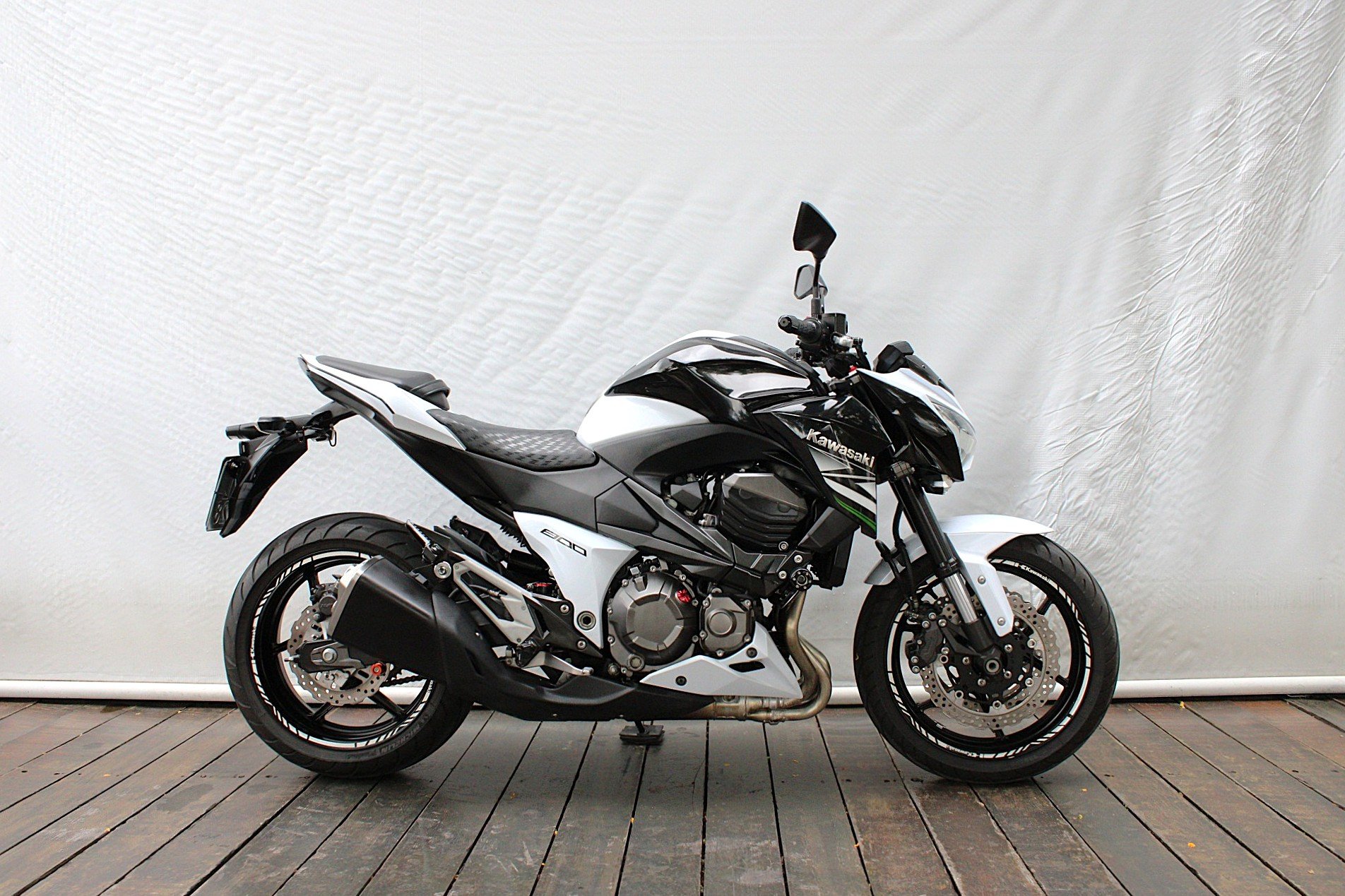 KAWASAKI Z800