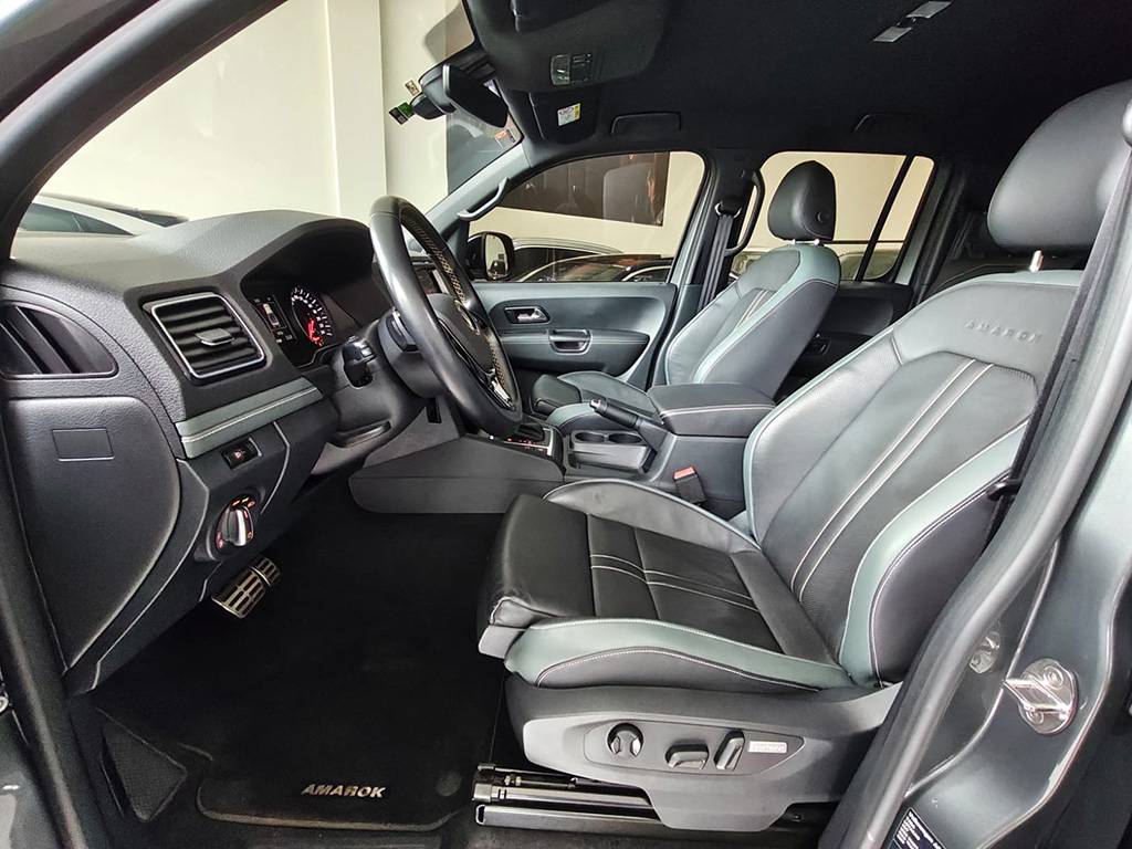 VOLKSWAGEN AMAROK