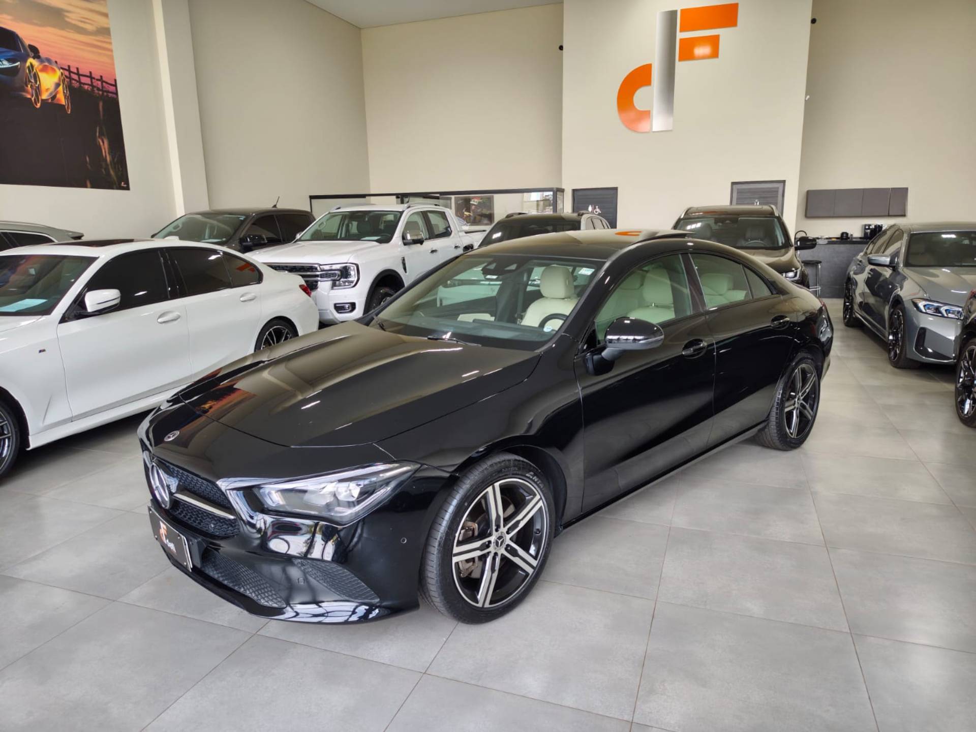 MERCEDES-BENZ CLA 250