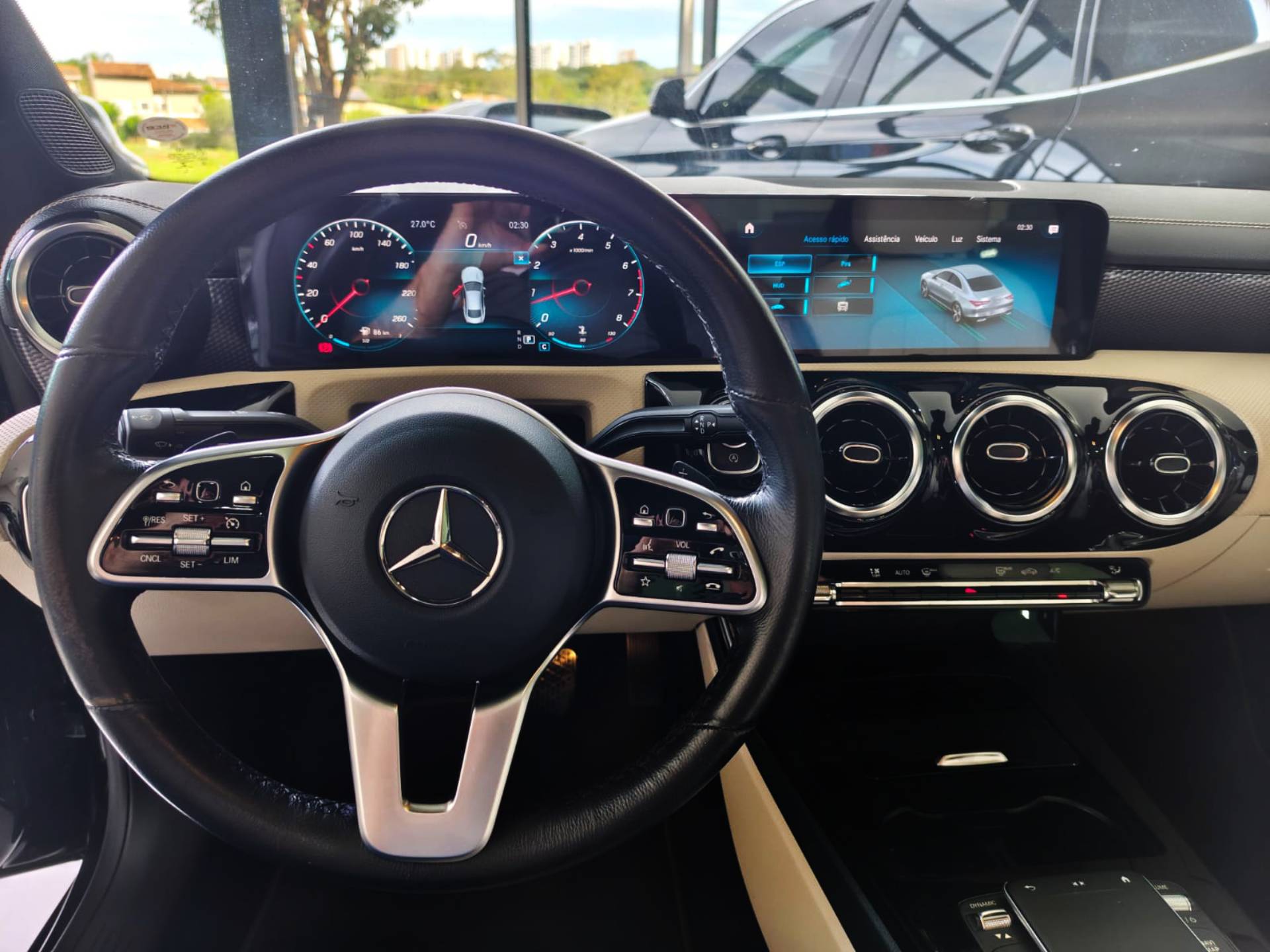MERCEDES-BENZ CLA 250