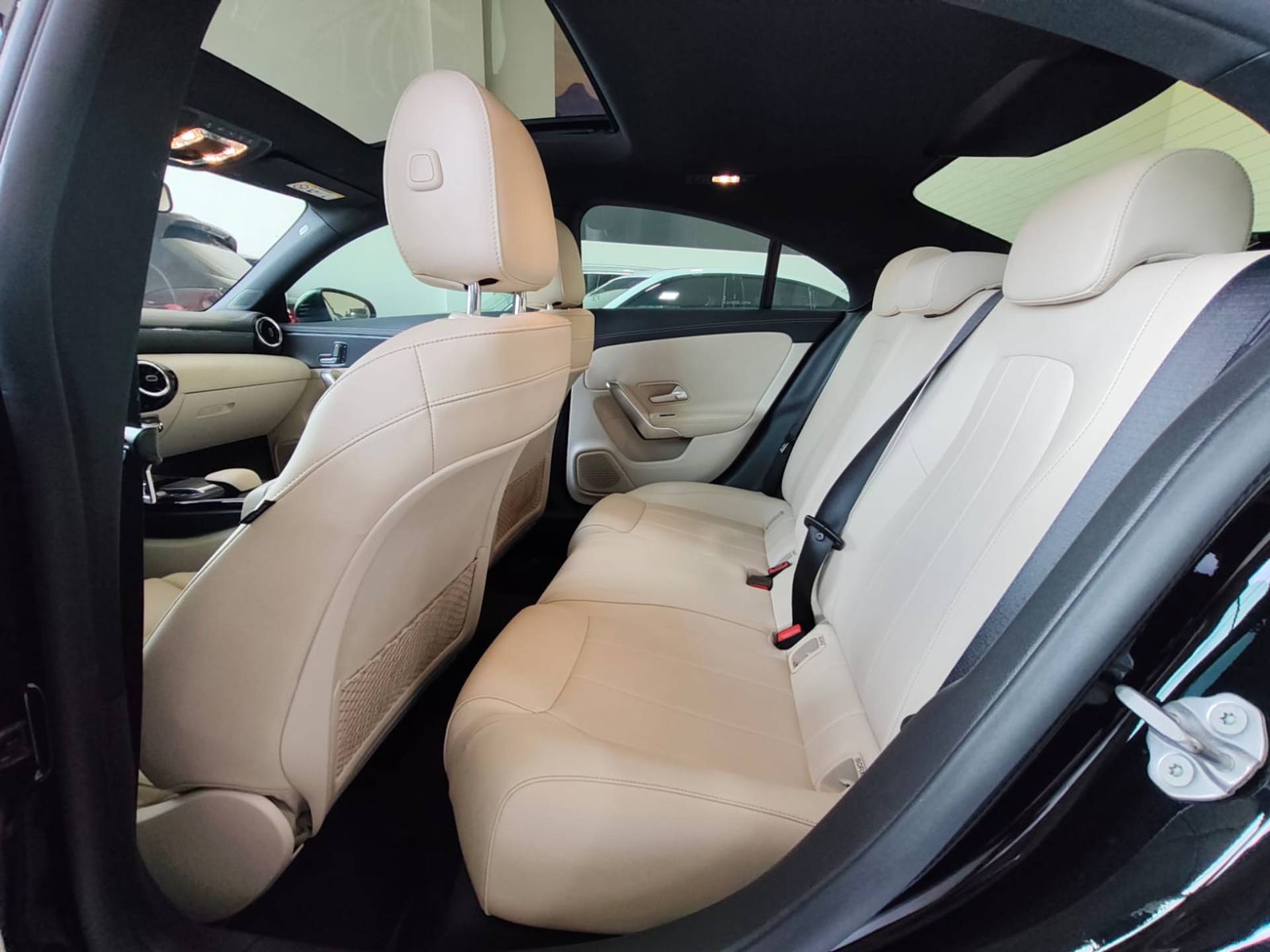MERCEDES-BENZ CLA 250