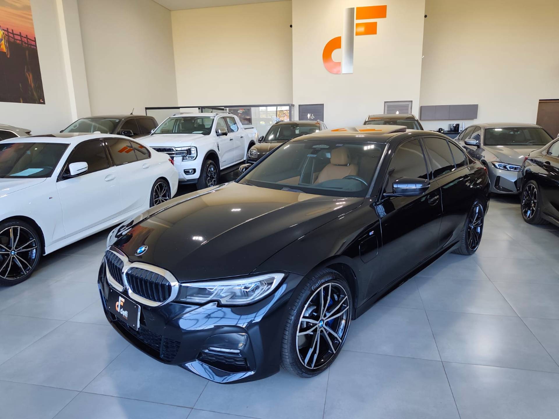 BMW 330e