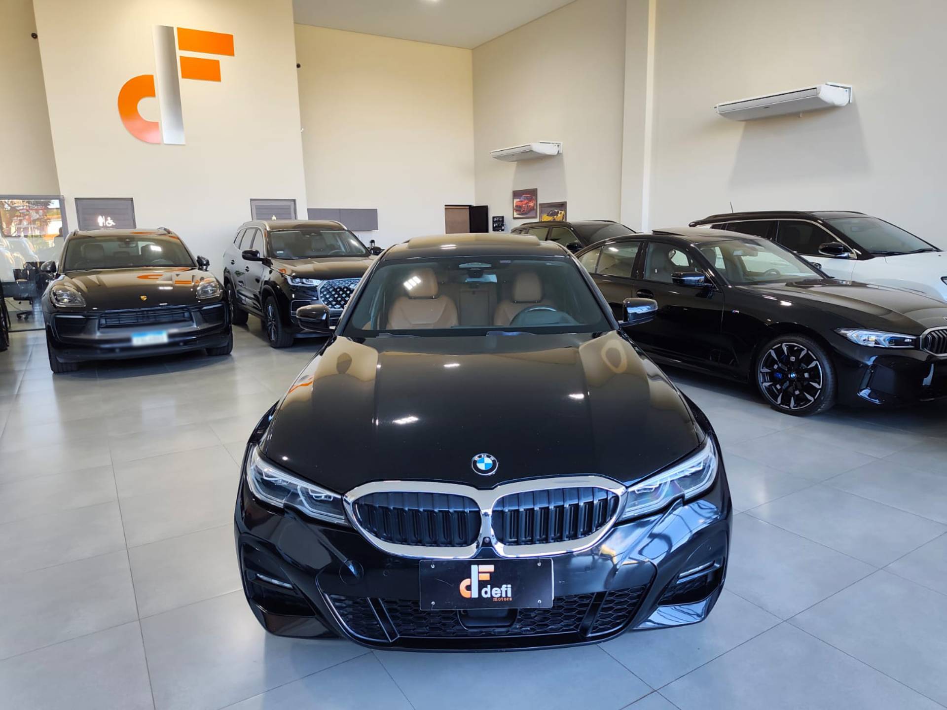 BMW 330e