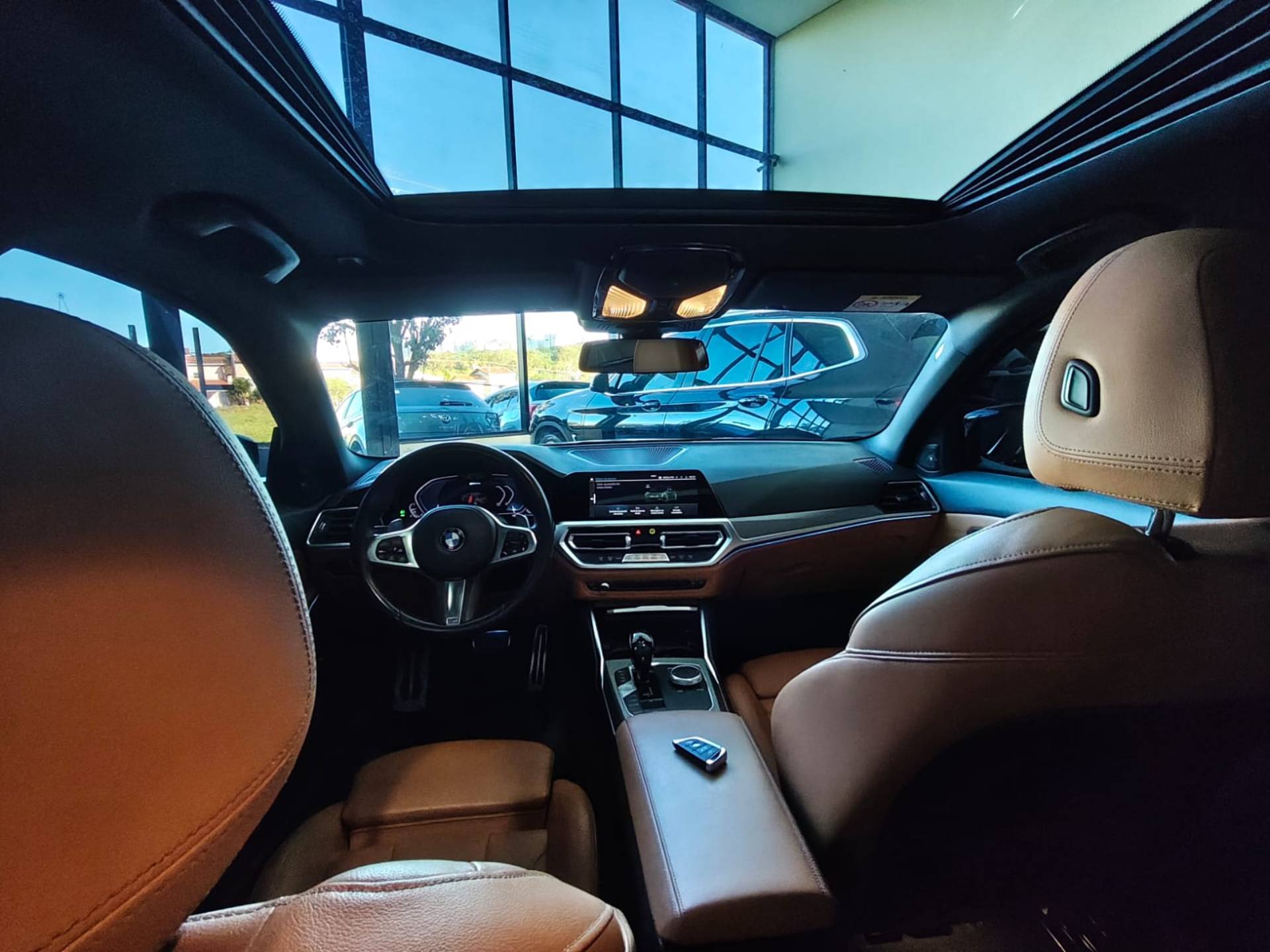 BMW 330e