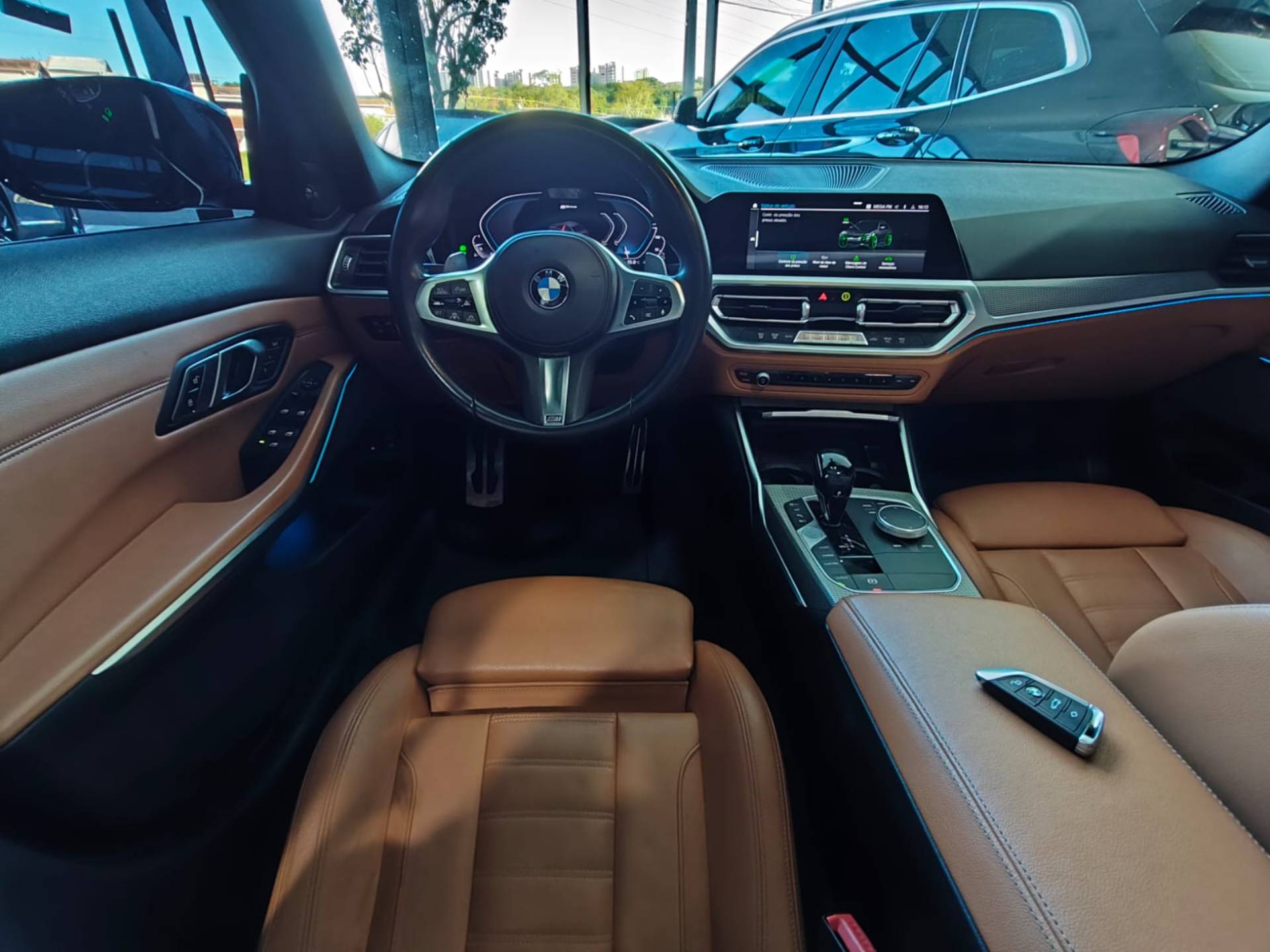 BMW 330e