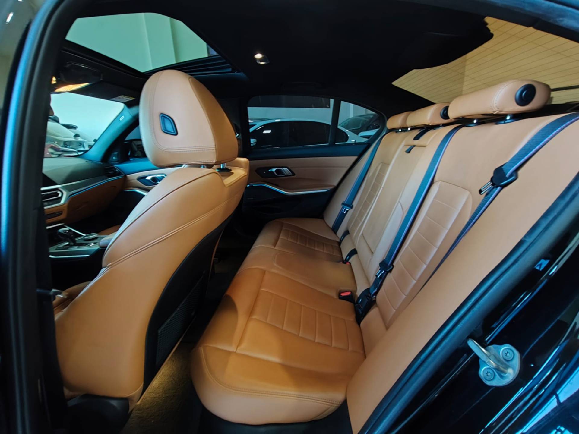 BMW 330e
