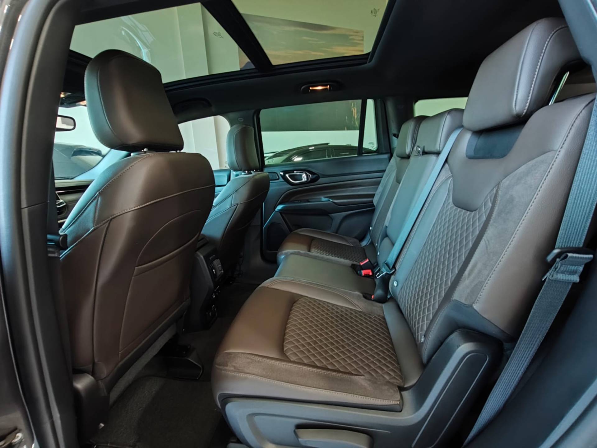 JEEP COMMANDER