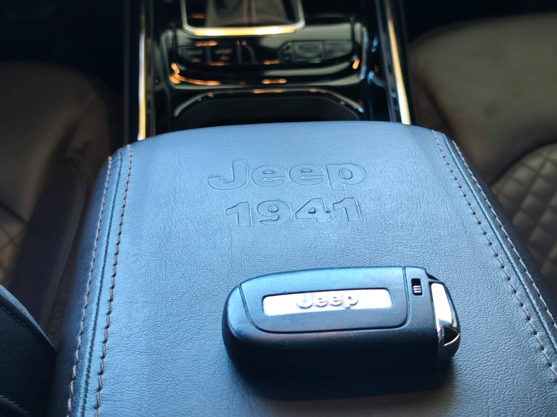 JEEP COMMANDER
