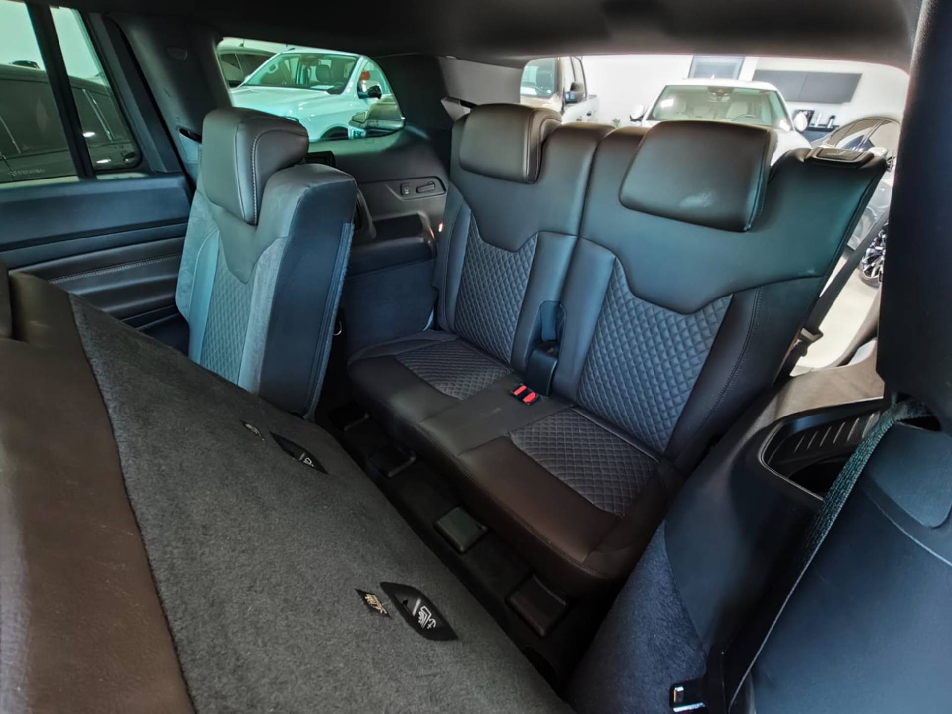 JEEP COMMANDER