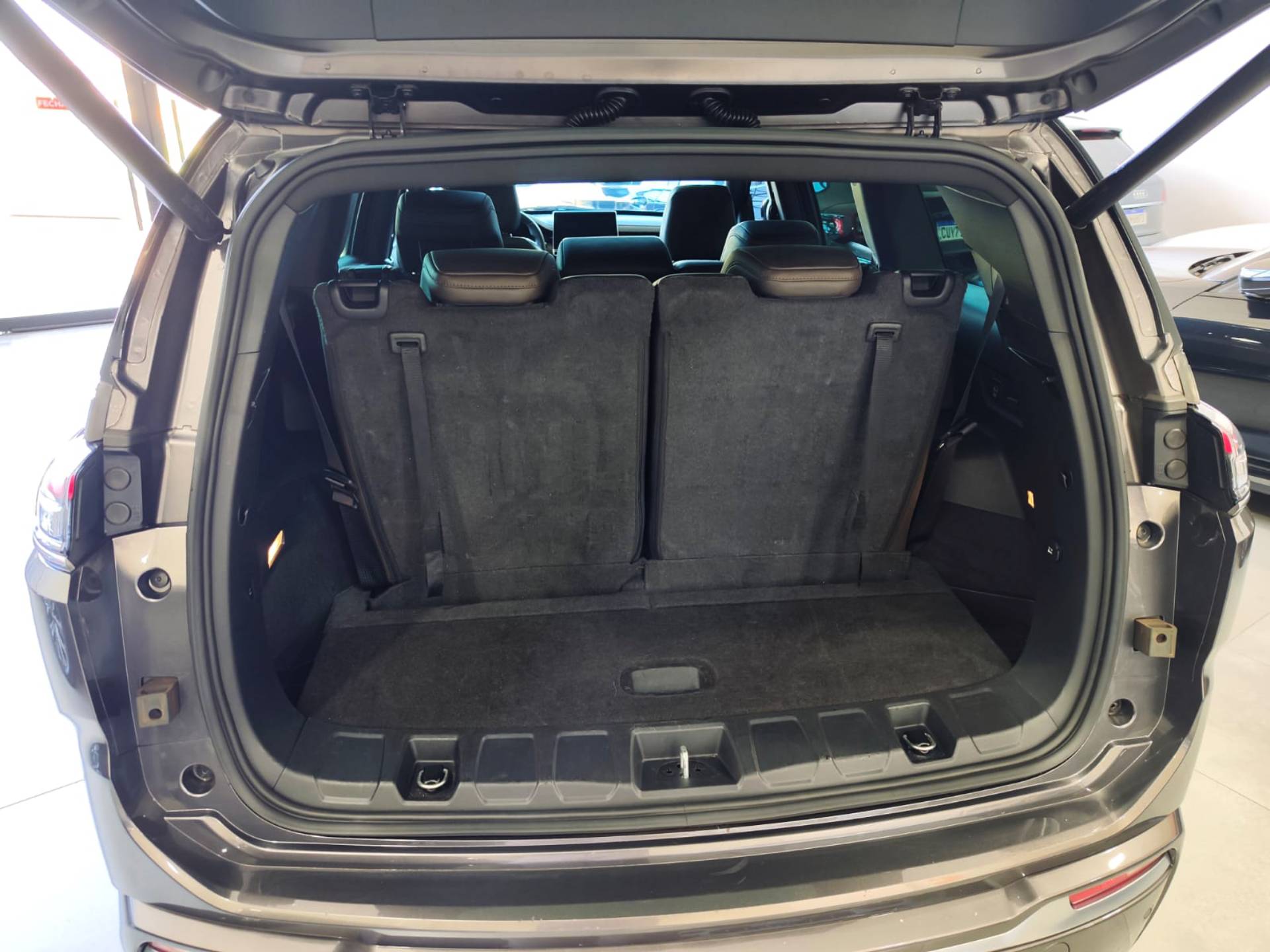 JEEP COMMANDER