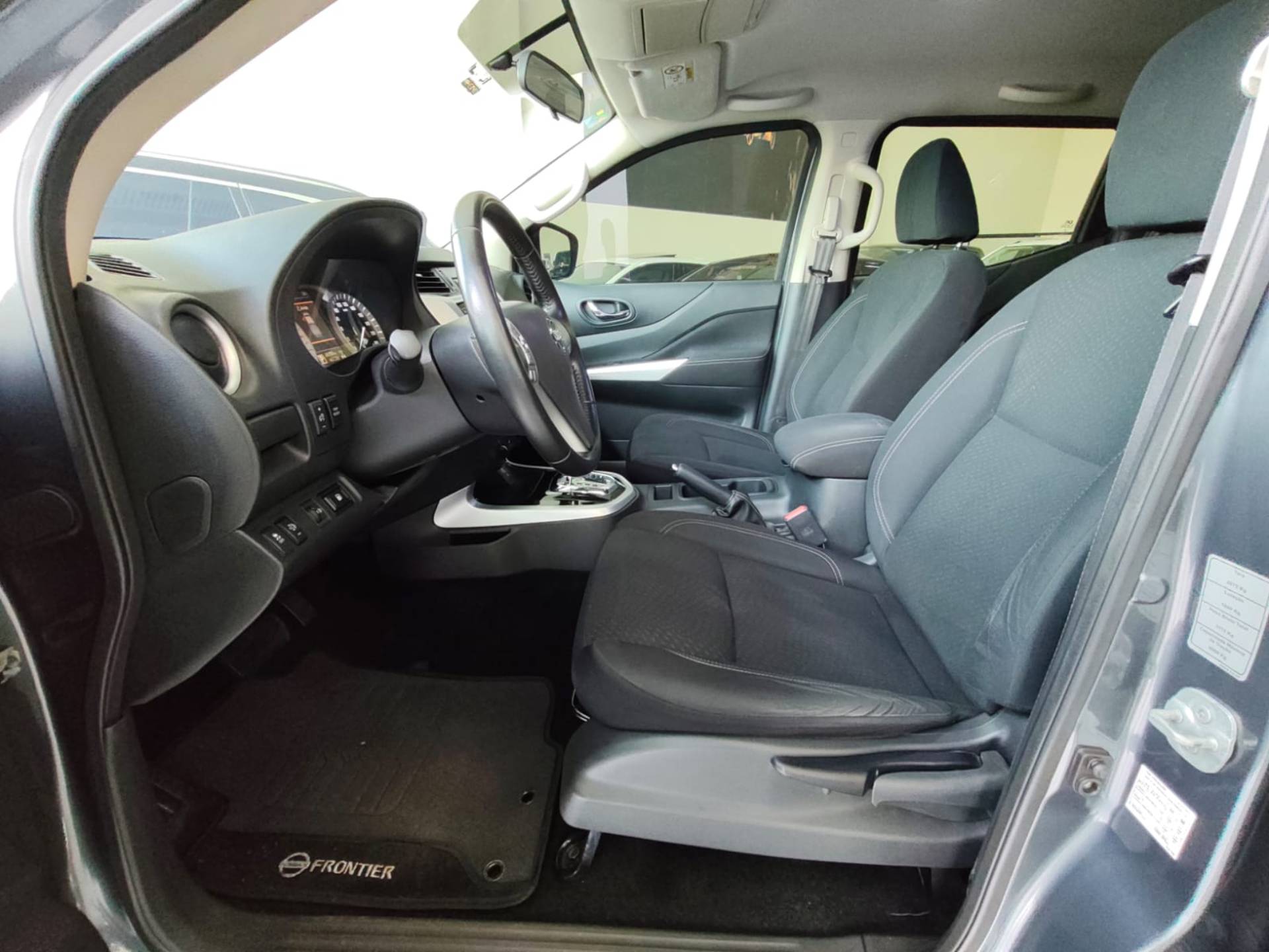 NISSAN FRONTIER