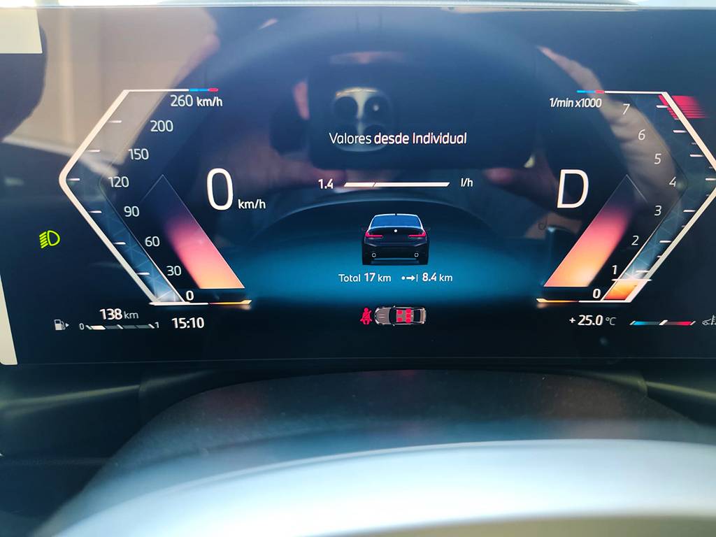 BMW 320i