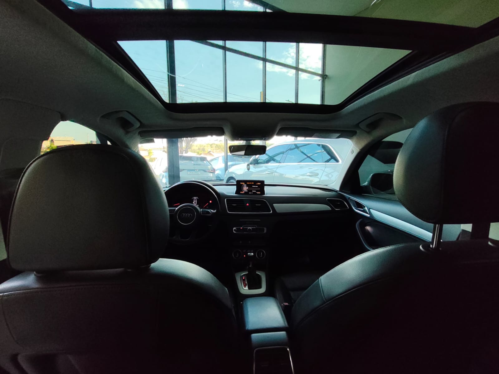 AUDI Q3