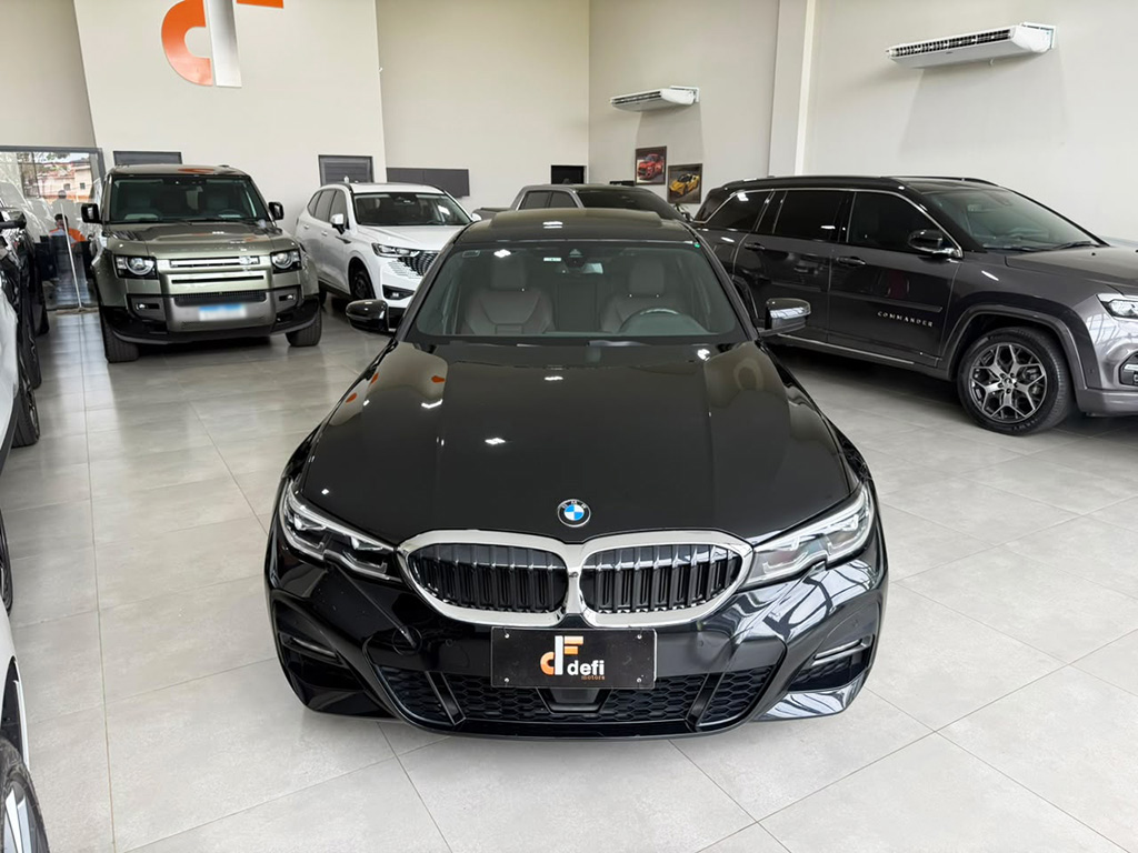 BMW 320i