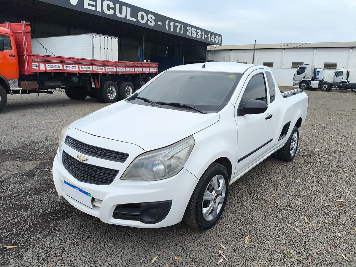 CHEVROLET MONTANA