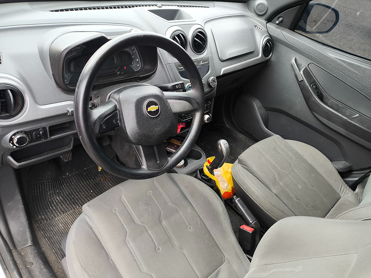 CHEVROLET MONTANA