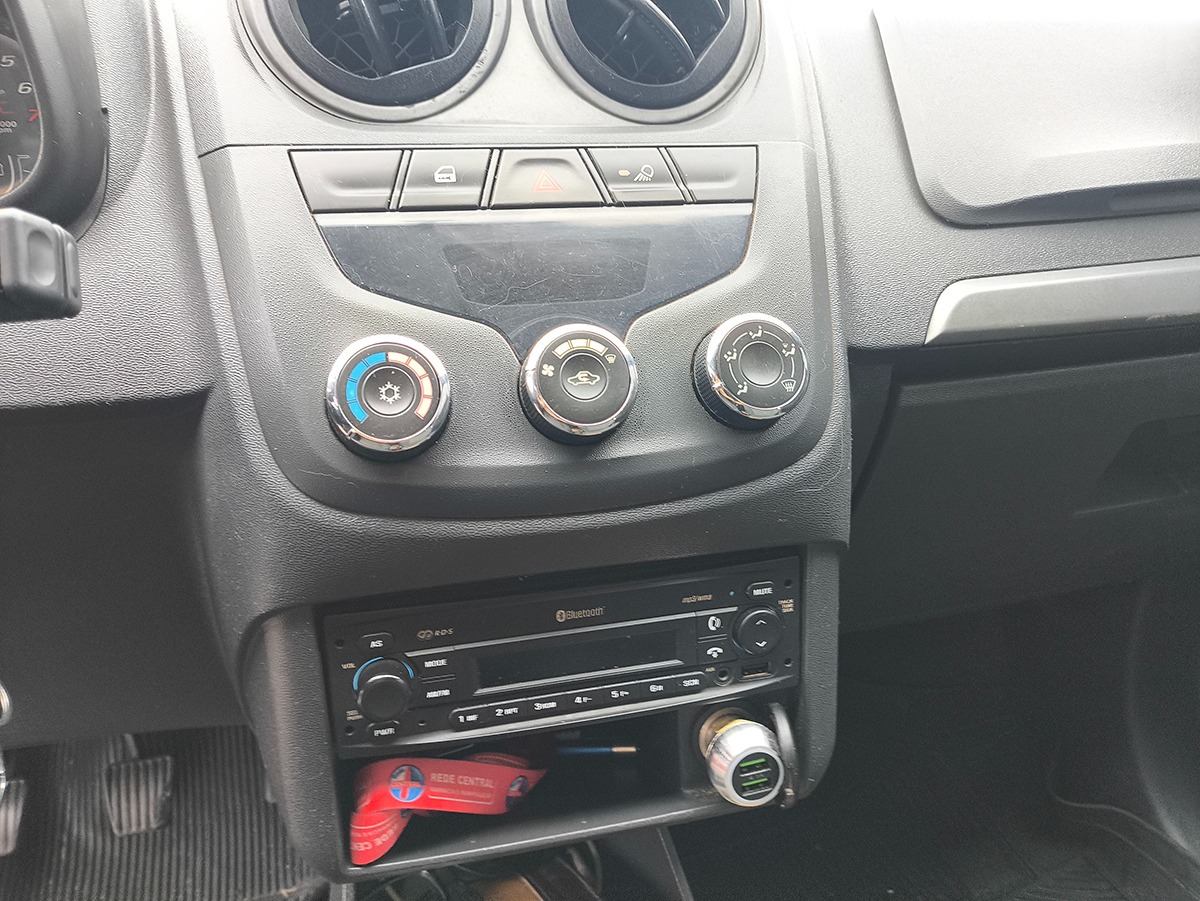 CHEVROLET MONTANA