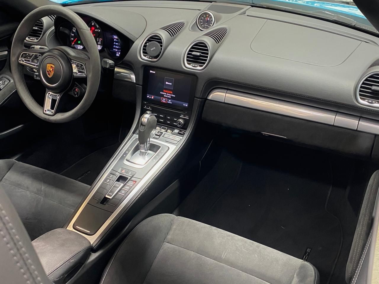 PORSCHE 718