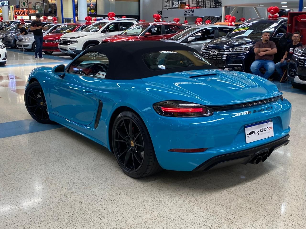 PORSCHE 718