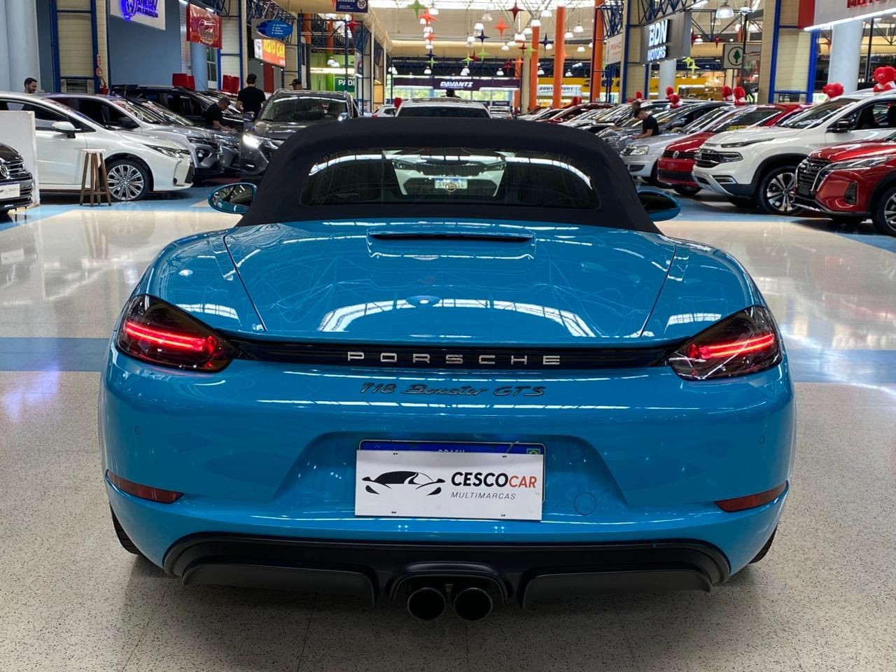 PORSCHE 718