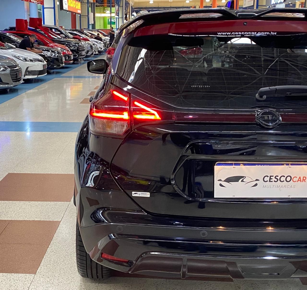 NISSAN KICKS