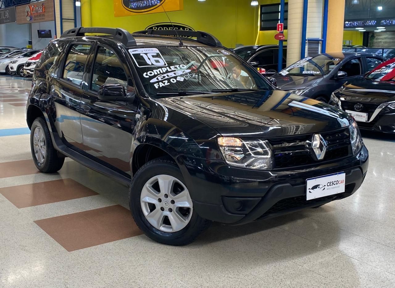 RENAULT DUSTER