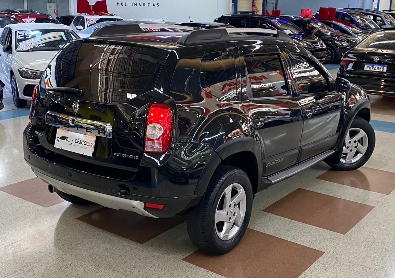 RENAULT DUSTER