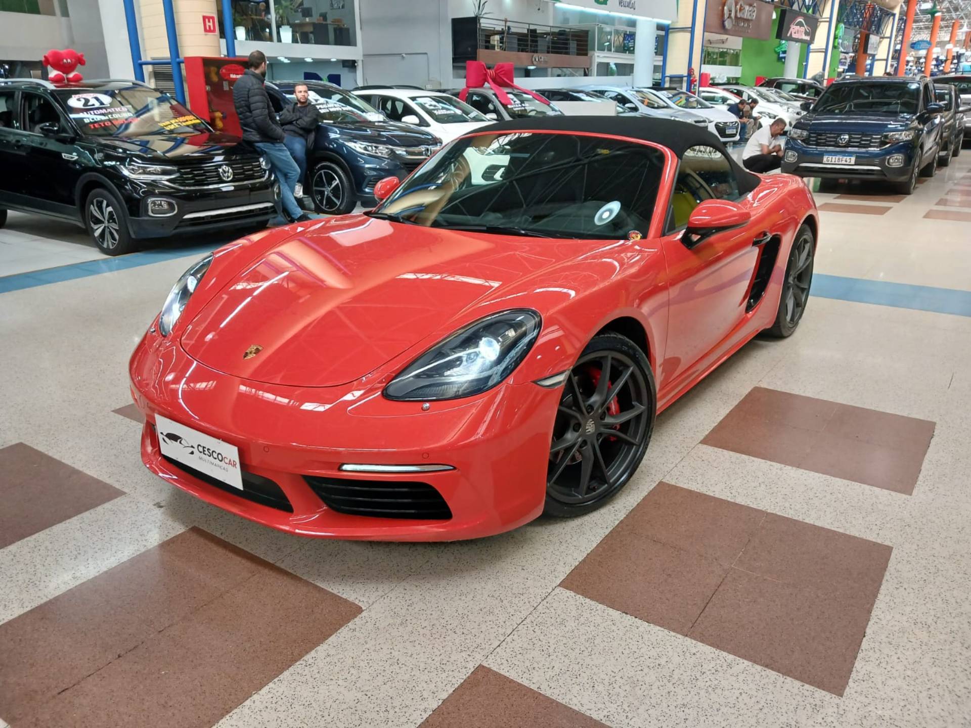 PORSCHE 718