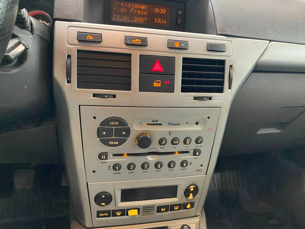 CHEVROLET VECTRA