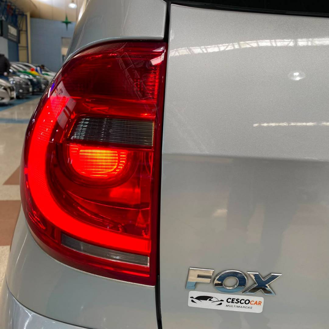 VOLKSWAGEN FOX