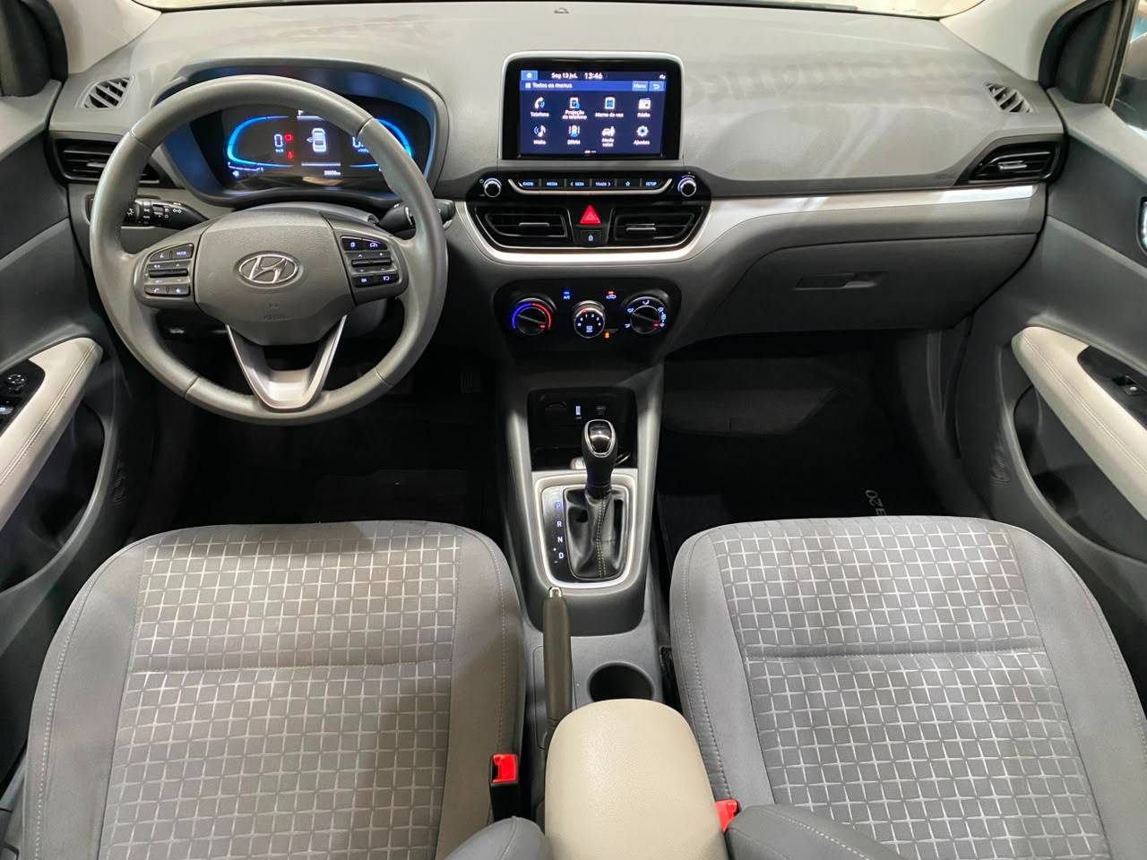 HYUNDAI HB20S