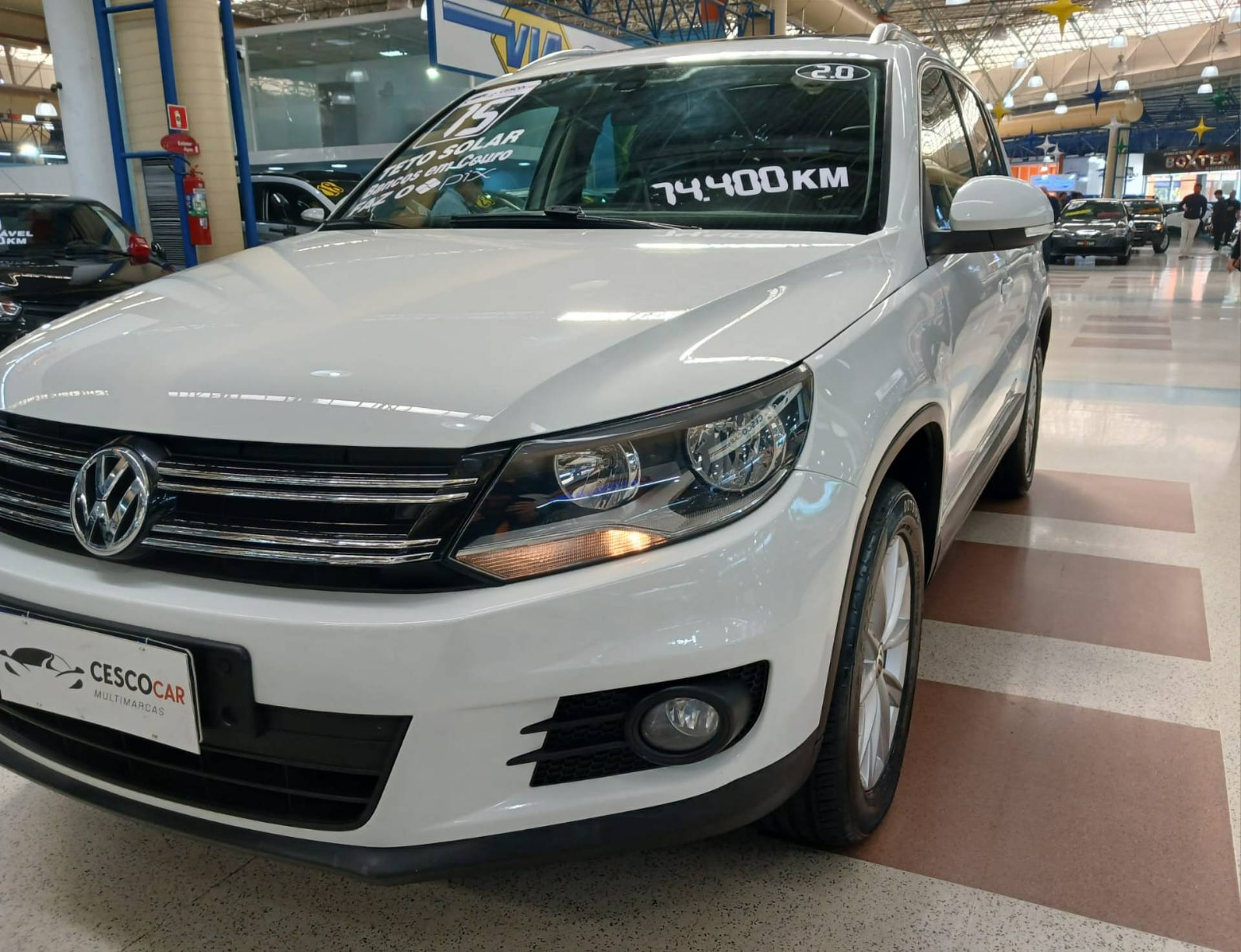 VOLKSWAGEN TIGUAN