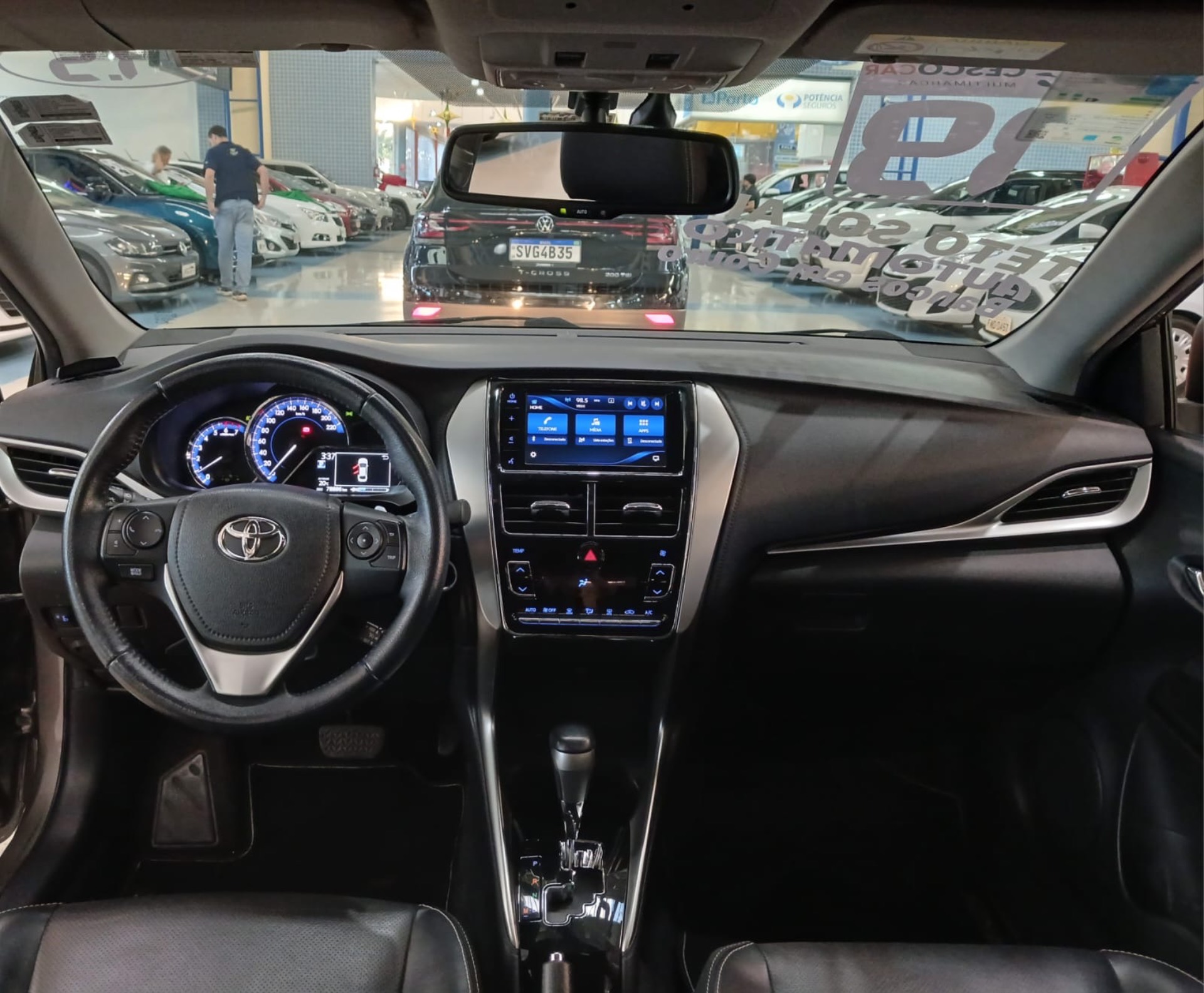TOYOTA YARIS