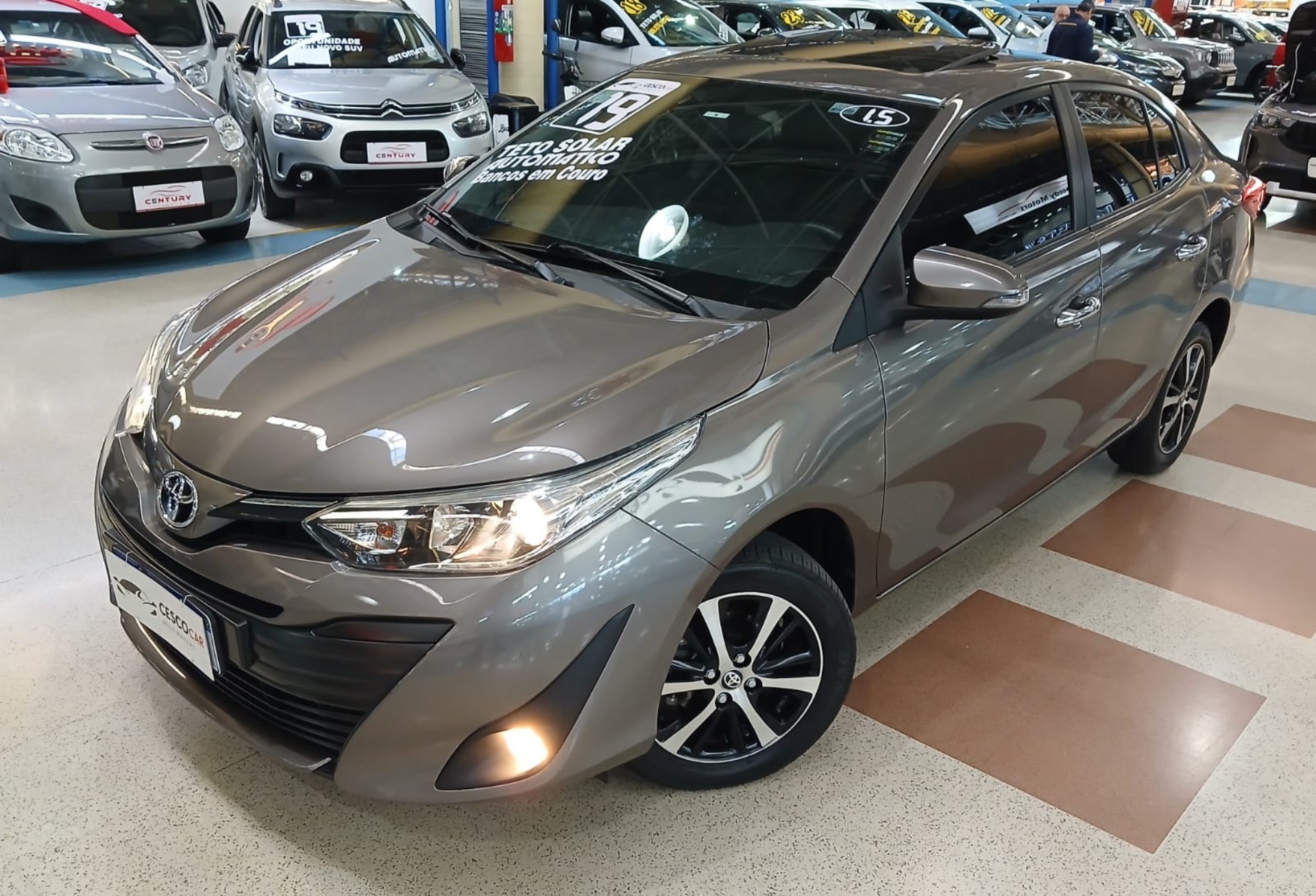TOYOTA YARIS