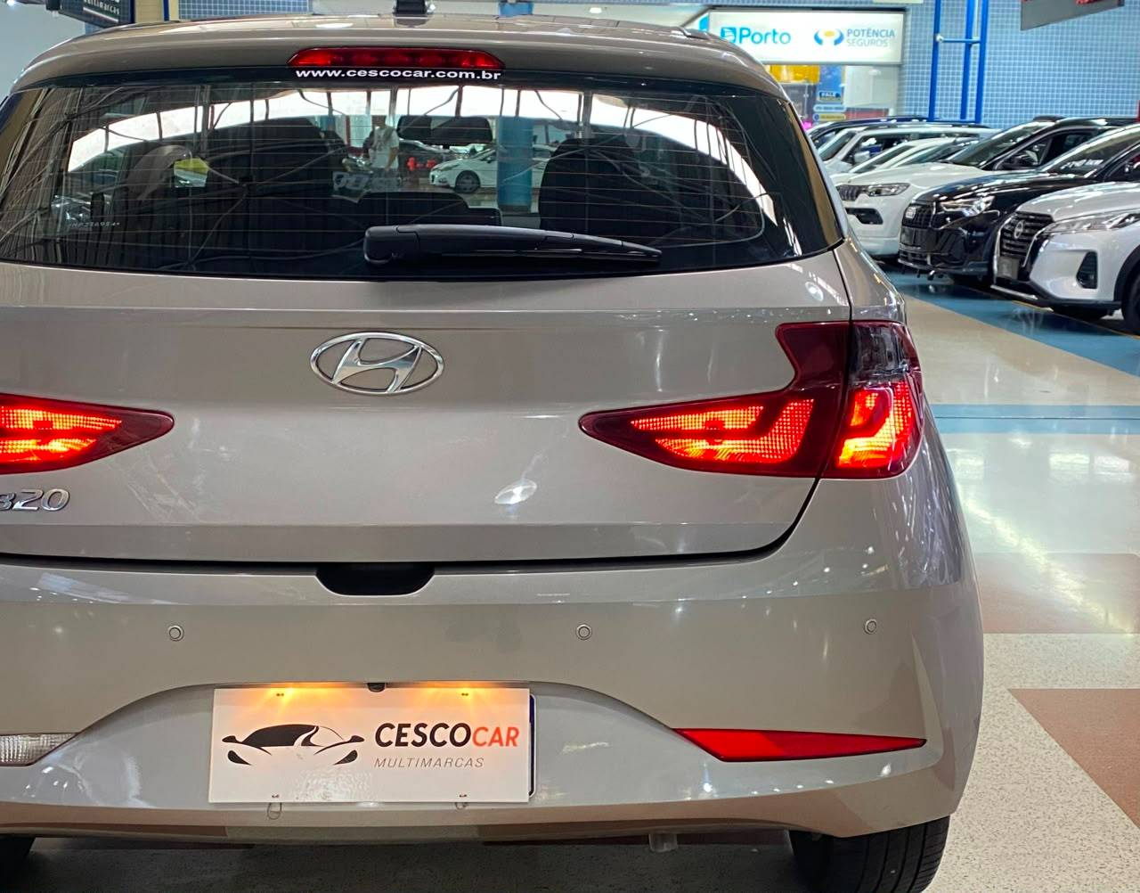 HYUNDAI HB20