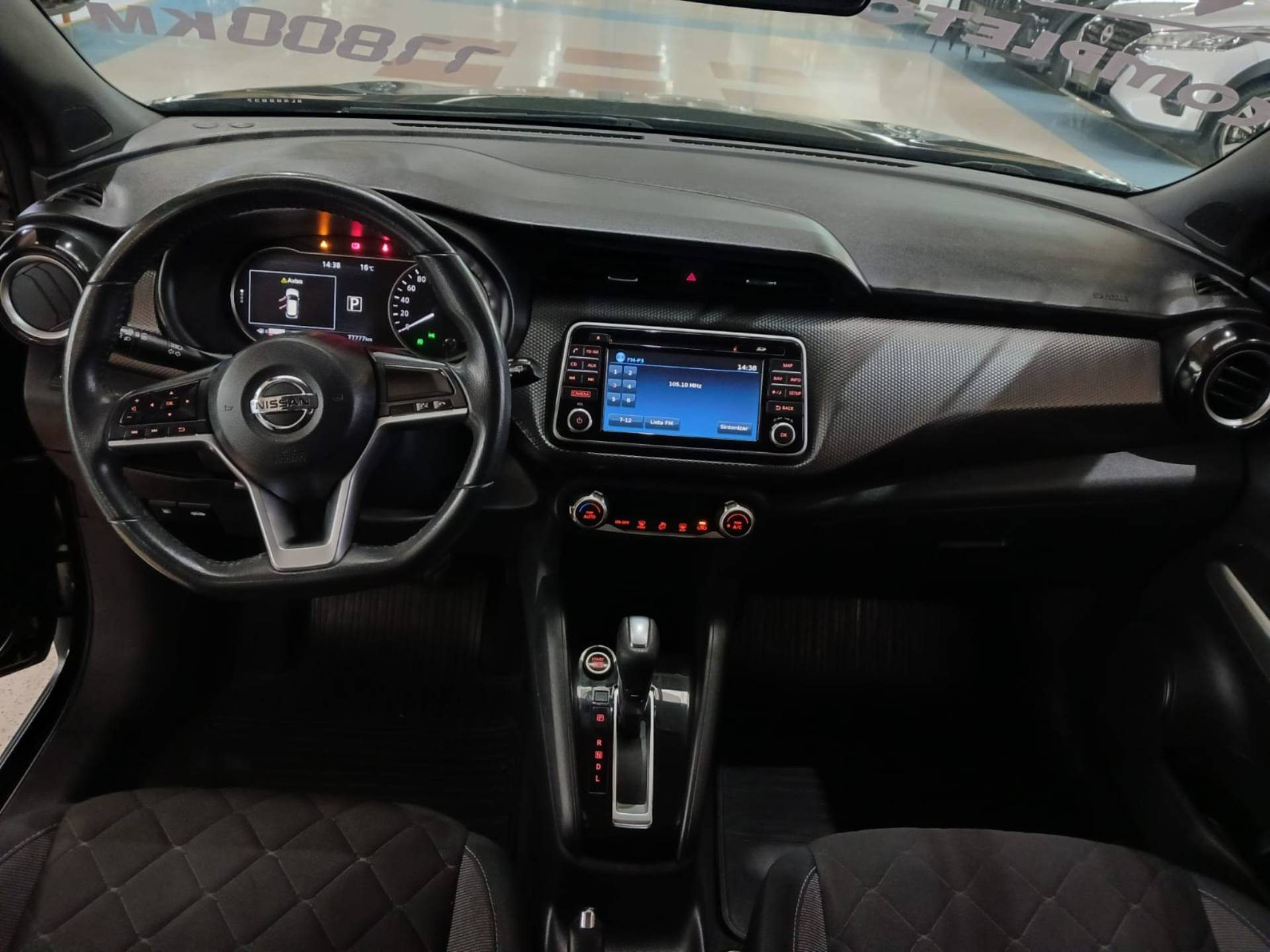 NISSAN KICKS